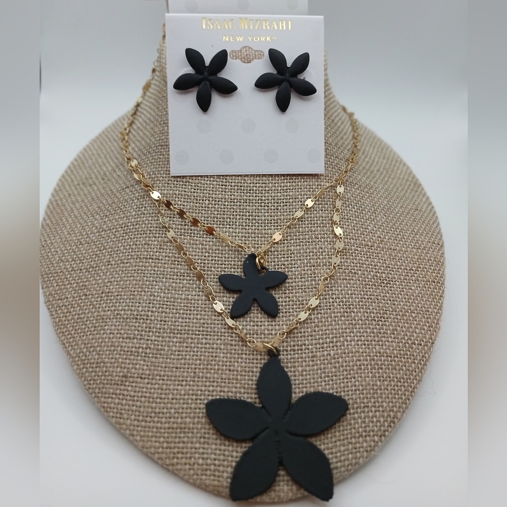 NWT ISAAC MIZRAHI Black Flower Double Layer Necklace & Earring Set